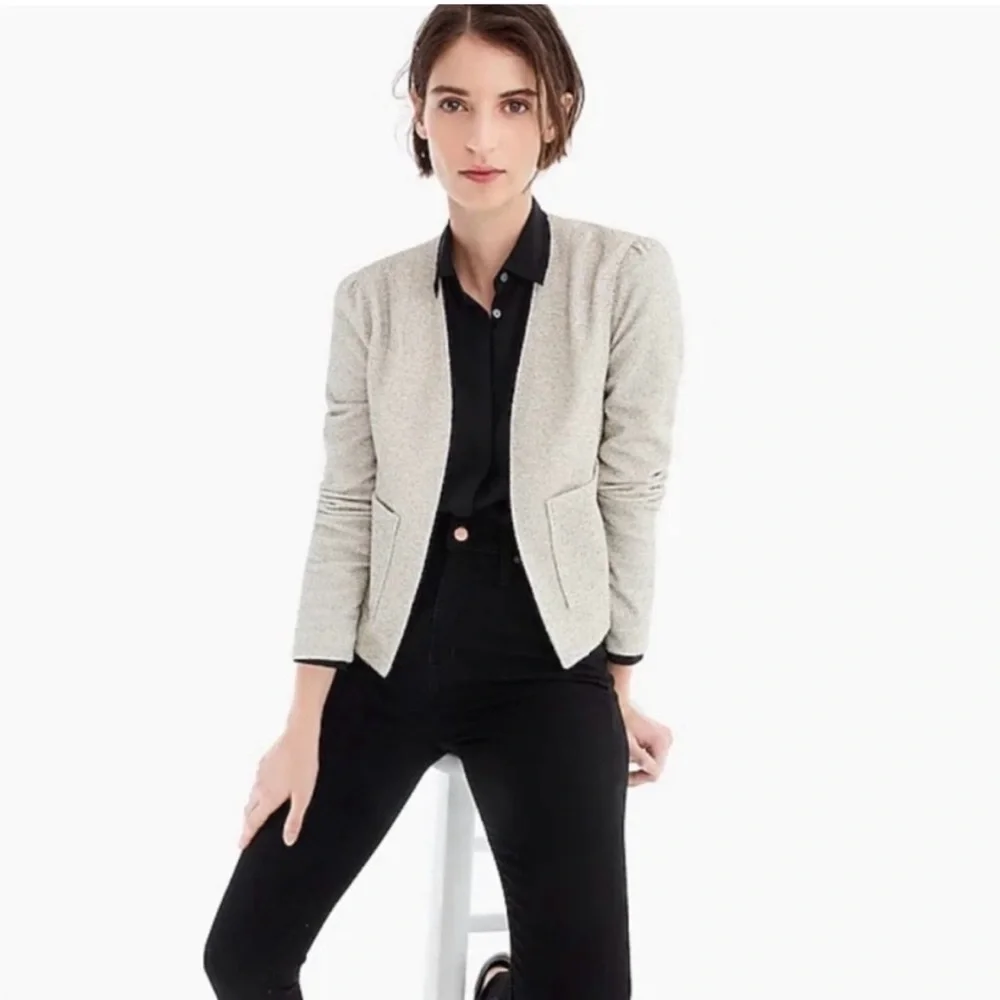 J. Crew 365 Boucle Blazer Oat size L EUC